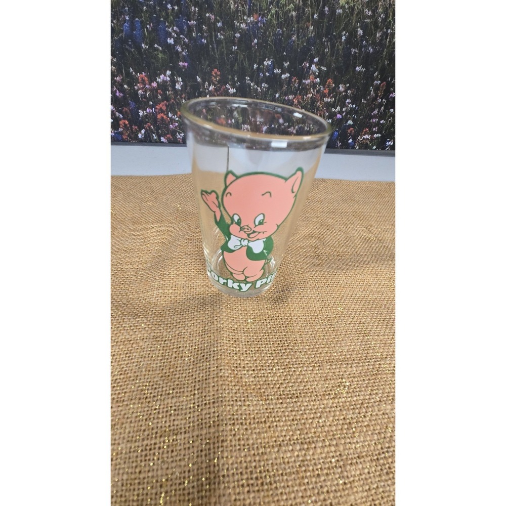 BB-1180. Vintage Porky Pig Glass
